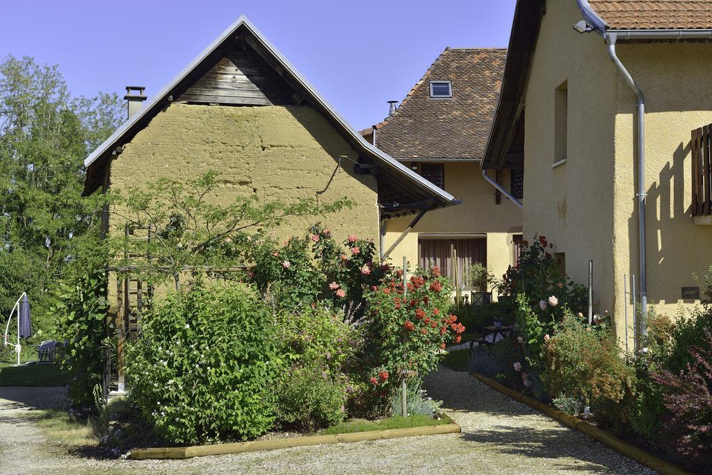Bed and Breakfast La Parenthese Saint-Genix-sur-Guiers Zewnętrze zdjęcie