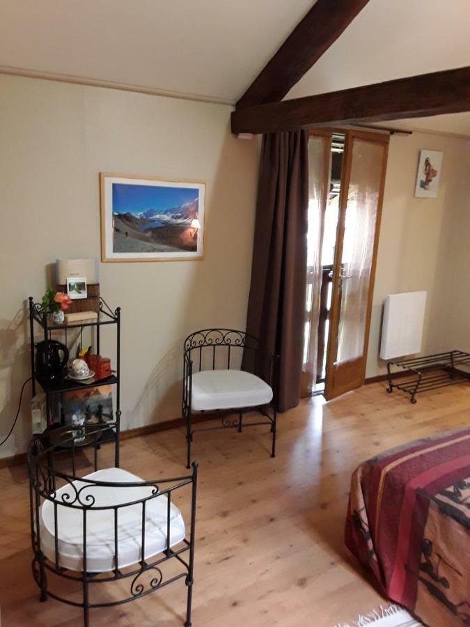 Bed and Breakfast La Parenthese Saint-Genix-sur-Guiers Zewnętrze zdjęcie