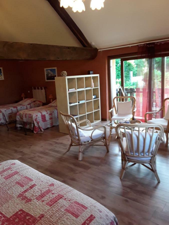 Bed and Breakfast La Parenthese Saint-Genix-sur-Guiers Zewnętrze zdjęcie